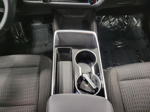 Used 2025 Chevrolet Equinox LT image 16