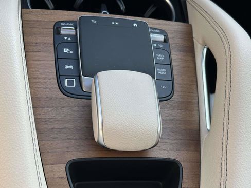 Certified 2026 Mercedes-Benz GLE 450 4MATIC image 35