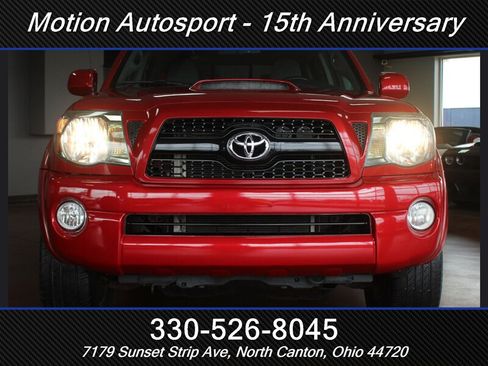 Used 2011 Toyota Tacoma 4x4 Double Cab w/ TRD Sport Pkg image 37
