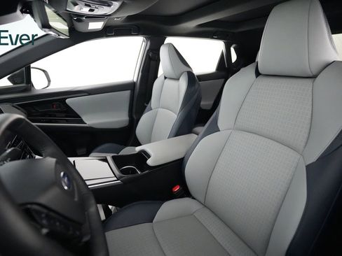 Used 2024 Subaru Solterra Touring image 4