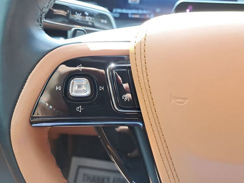 Used 2025 Lincoln Aviator Black Label w/ Jet Appearance Package image 25