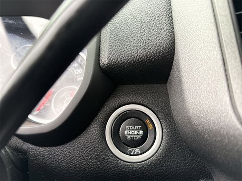 Used 2024 RAM 3500 Tradesman w/ Chrome Appearance Group image 16