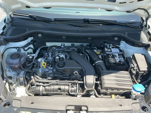Certified 2024 Volkswagen Taos S FWD image 16