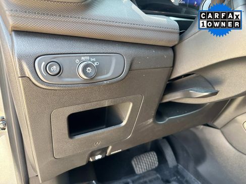 Used 2025 Chevrolet TrailBlazer LT image 33