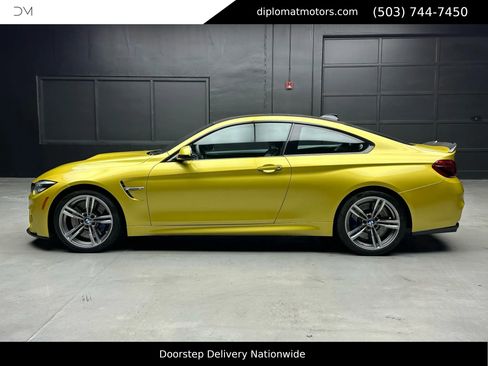 Used 2019 BMW M4 CS image 3