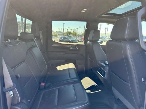 Used 2023 GMC Sierra 1500 Denali w/ Denali Reserve Package AWD/4WD image 12