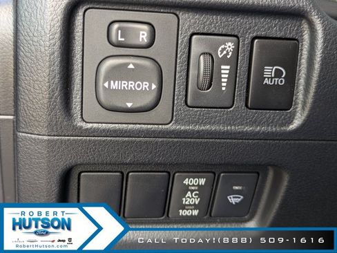 Used 2022 Toyota 4Runner TRD Sport AWD/4WD image 28