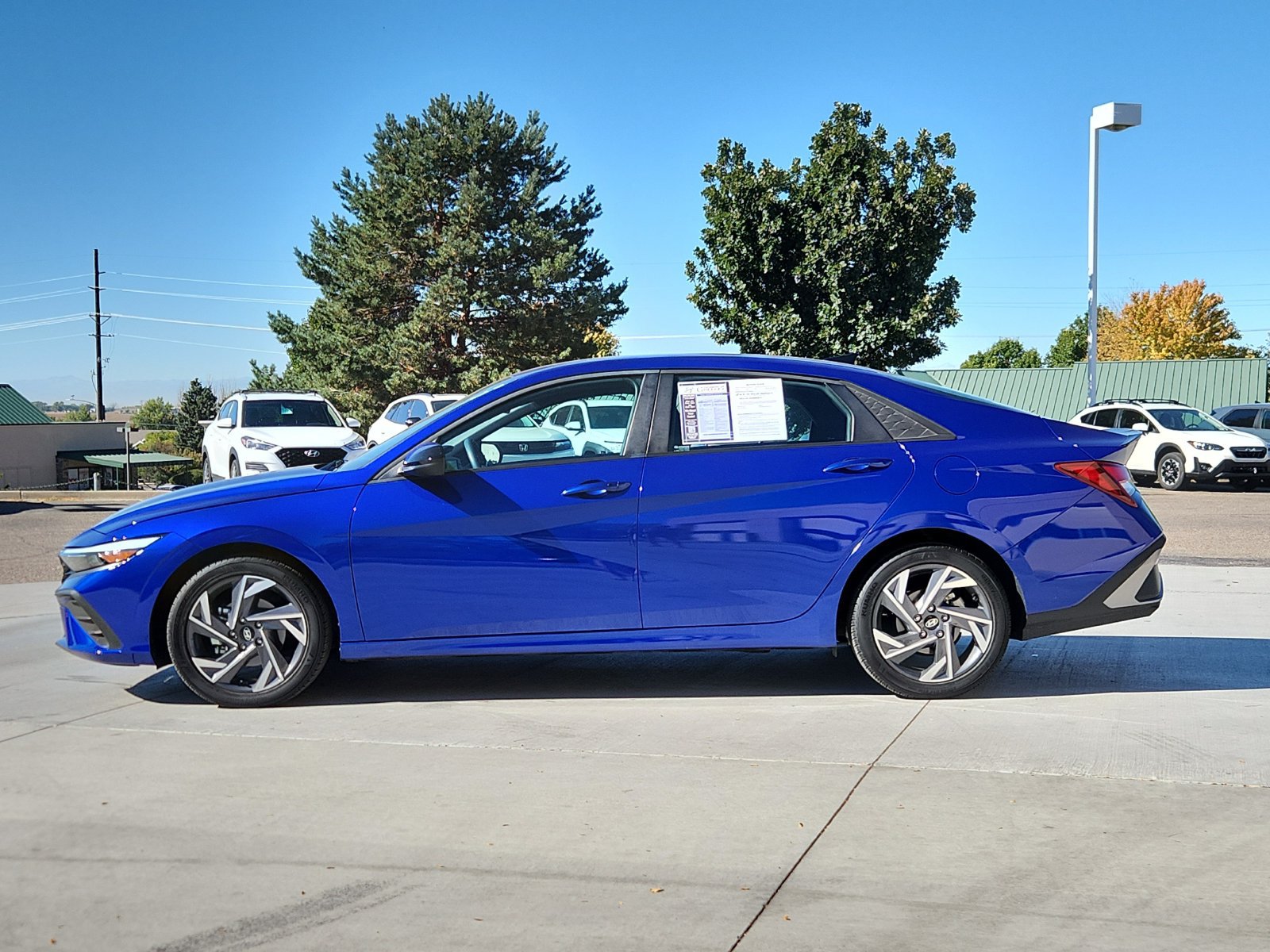 Used 2025 Hyundai Elantra Sport FWD image 2