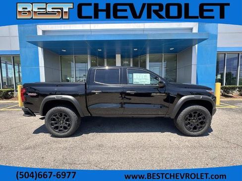 New 2026 Chevrolet Colorado Trail Boss AWD/4WD image 1