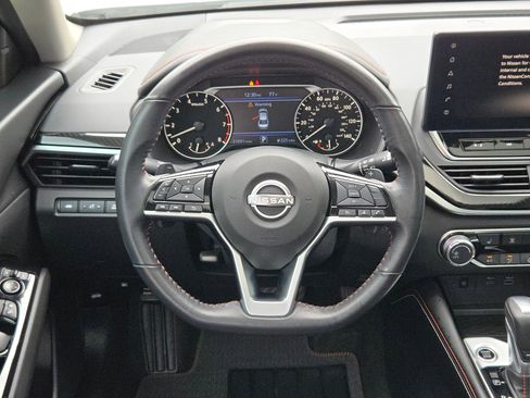 Certified 2023 Nissan Altima 2.5 SR w/ SR Premium Package FWD image 20