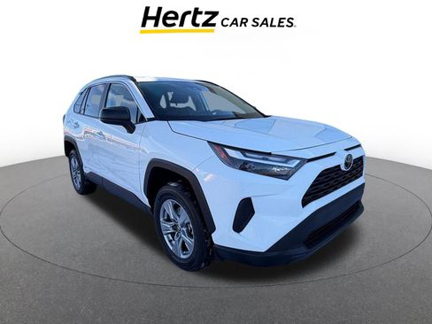 Used 2025 Toyota RAV4 LE image 1