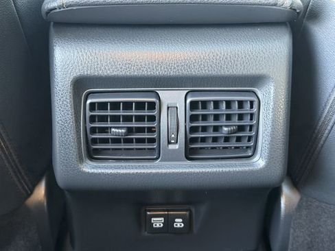 Used 2025 Toyota Camry XLE FWD image 17