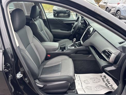 Certified 2025 Subaru Outback Onyx Edition image 10