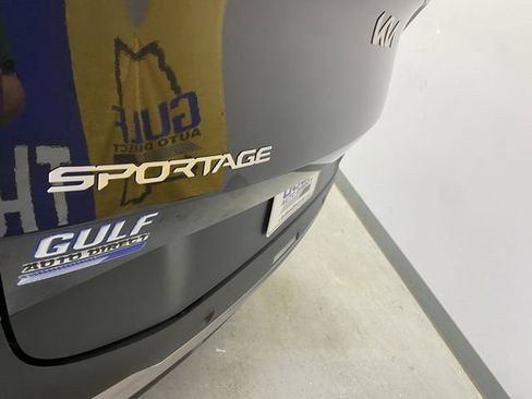 Used 2026 Kia Sportage EX FWD image 17
