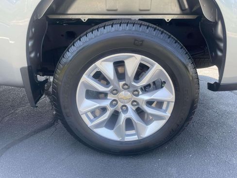 Used 2024 Chevrolet Silverado 1500 Custom RWD image 7