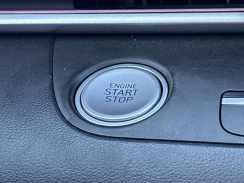 Used 2024 Hyundai Elantra SEL image 29