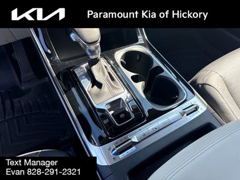 Used 2023 Kia Carnival SX Prestige FWD image 33