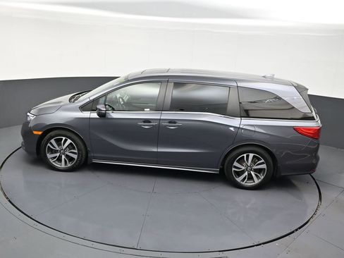 Used 2021 Honda Odyssey Touring image 13