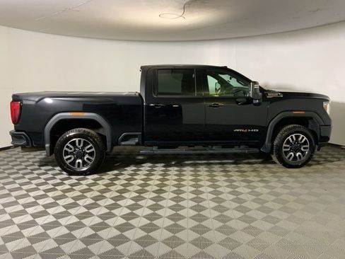 Used 2020 GMC Sierra 2500 AT4 w/ AT4 Premium Package image 10