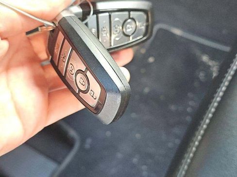 Used 2023 Ford Explorer XLT w/ Equipment Group 202A image 19