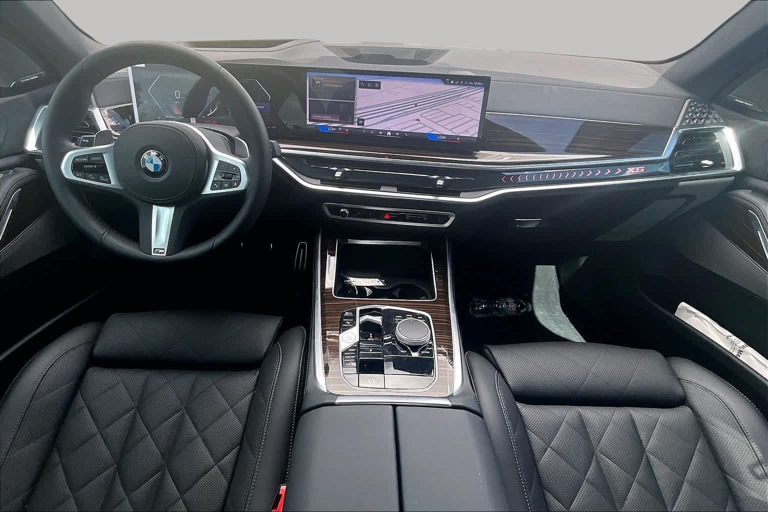 Used 2026 BMW X5 sDrive40i w/ M Sport Package RWD image 15