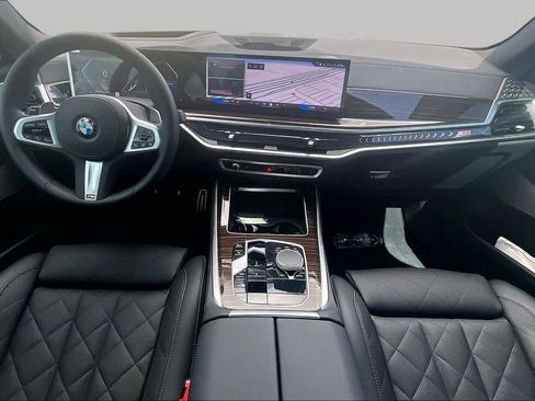 Used 2026 BMW X5 sDrive40i w/ M Sport Package RWD image 15