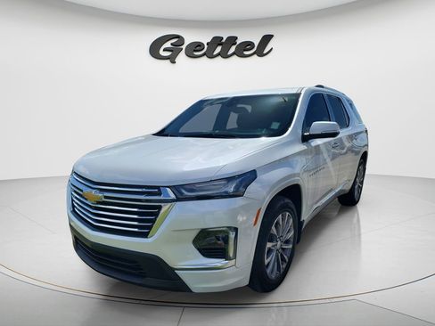 Used 2023 Chevrolet Traverse Premier image 1