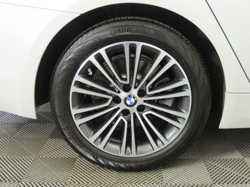 Used 2019 BMW 530i xDrive 530i xDrive w/ Convenience Package image 33