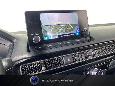 Used 2025 Honda Civic Sport image 4