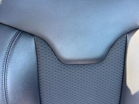 Used 2023 Jeep Compass Latitude image 35