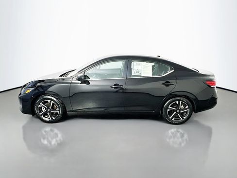 Used 2025 Nissan Sentra SV FWD image 4
