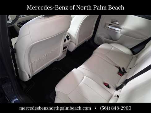Used 2023 Mercedes-Benz GLB 250 image 14