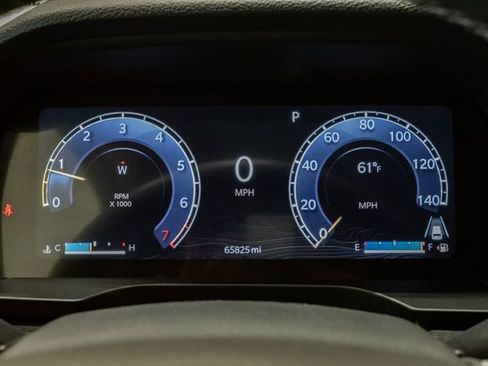 Certified 2024 Jeep Grand Cherokee Laredo AWD/4WD image 13