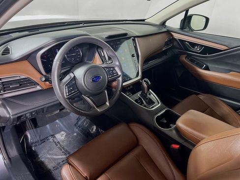 Used 2024 Subaru Outback Touring AWD/4WD image 9