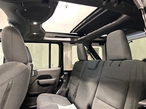 New 2025 Jeep Wrangler Sport S image 33