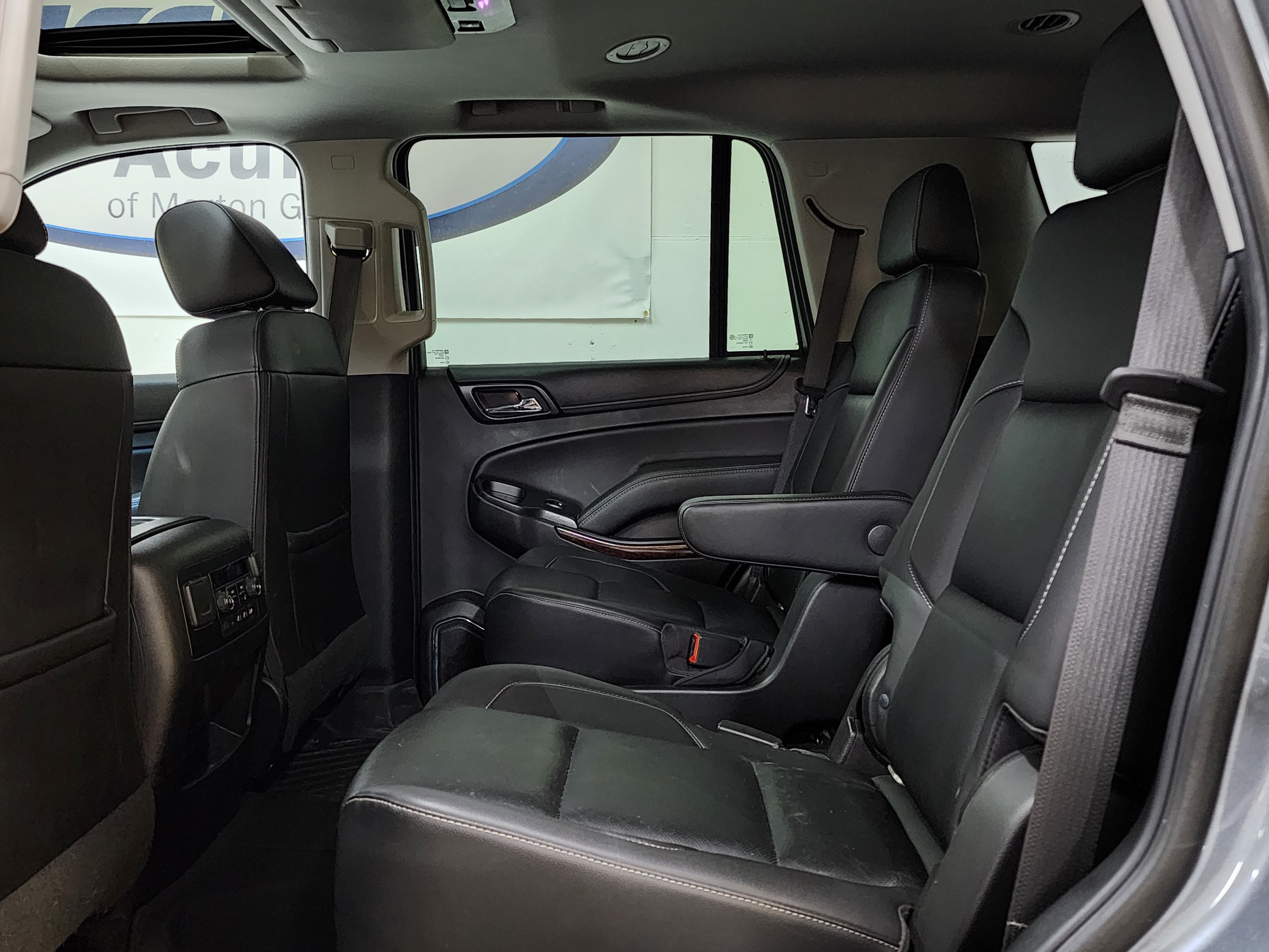 Used 2018 GMC Yukon SLT w/ Premium Edition AWD/4WD image 18