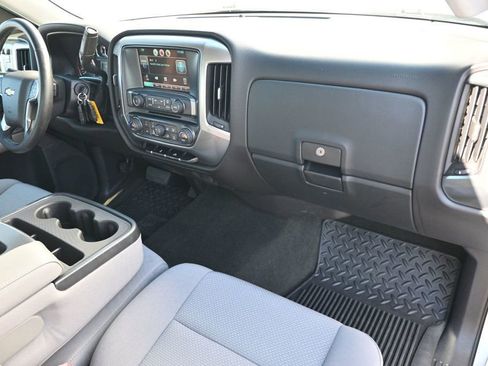 Used 2014 Chevrolet Silverado 1500 LT w/ LT Convenience Package image 9