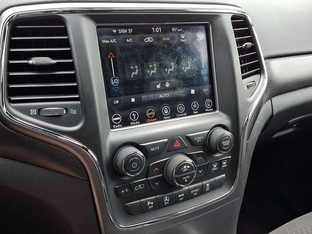 Used 2018 Jeep Grand Cherokee Laredo AWD/4WD image 18