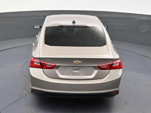 Used 2025 Chevrolet Malibu LS FWD image 16