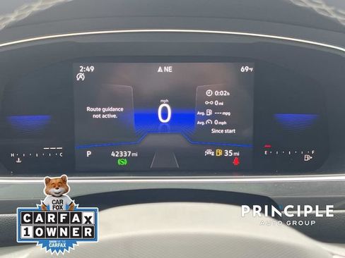 Certified 2023 Volkswagen Tiguan SE w/ Panoramic Sunroof Package FWD image 23