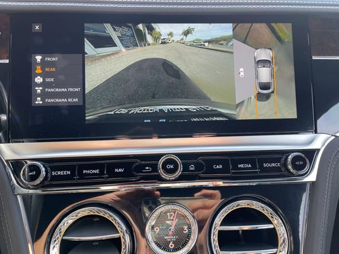 Used 2020 Bentley Continental GT image 9