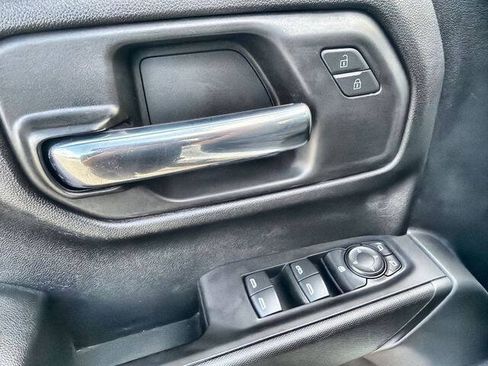 Used 2020 Chevrolet Silverado 1500 Custom w/ Custom Value Package RWD image 22