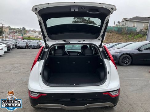 Used 2023 Kia Niro Wave FWD image 10