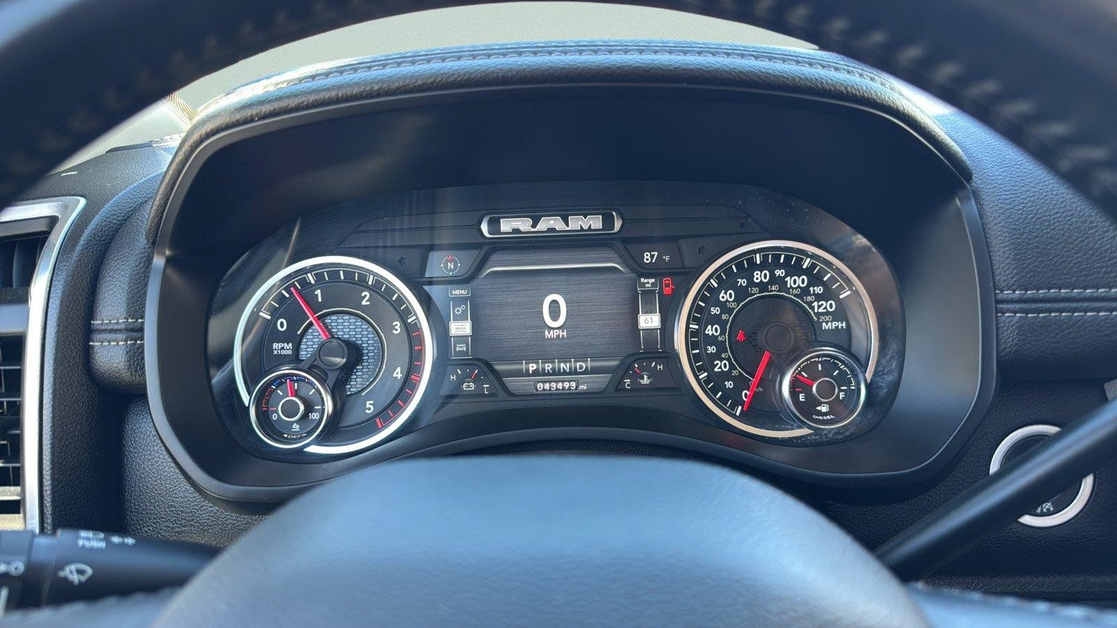 Used 2024 RAM 2500 Laramie AWD/4WD image 18
