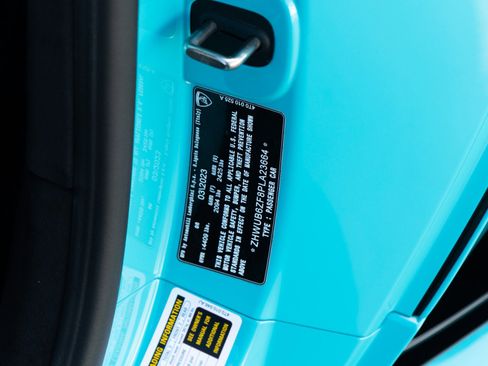 Used 2023 Lamborghini Huracan Tecnica RWD image 37