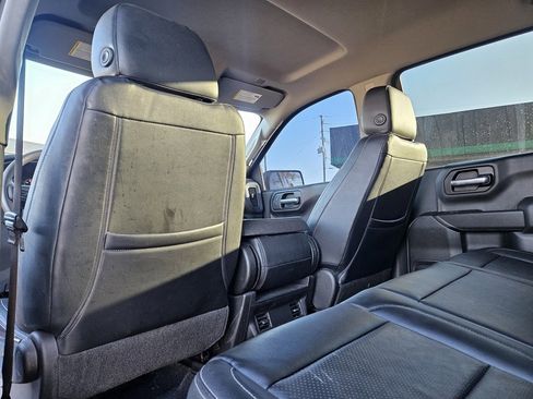 Used 2021 Chevrolet Silverado 1500 Custom w/ LPO, Dark Essentials Package image 10