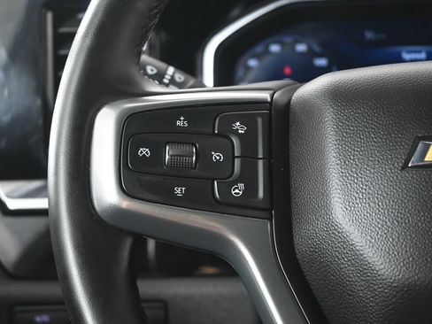 Used 2023 Chevrolet Silverado 1500 LT w/ Leather Package AWD/4WD image 34