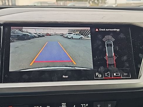 Used 2023 Audi Q4 e-tron Premium Plus w/ Premium Plus image 9