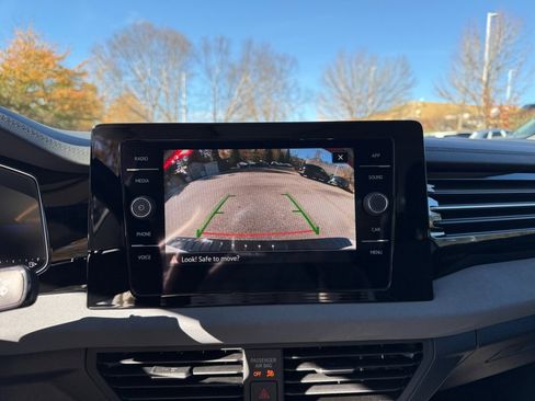 New 2026 Volkswagen Jetta SE image 19