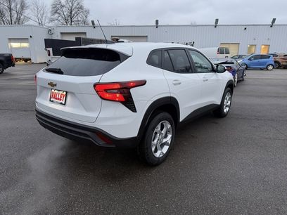 New 2026 Chevrolet Trax LS w/ LS Convenience Package